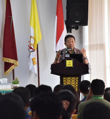 Tgl 28 Prof. Dr. F. X. Armada Ryanto ketika menyampaikan materi