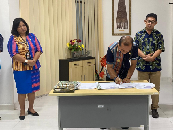 kerjamsama MOU IFTK Ledalero dan SETDA SIKKA 2